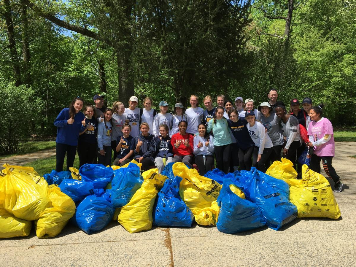 Photo of Jim Anderson's many RIP work crews from FOSC Newsletter July 2021