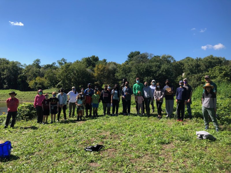 Sligo Middle School crew at the Wheaton Stormwater Ponds